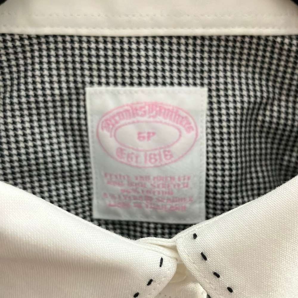 Button down ladies